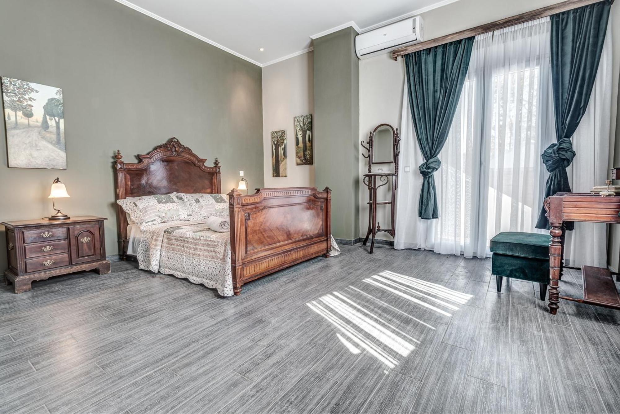 Villa Intemella Kompítsion エクステリア 写真
