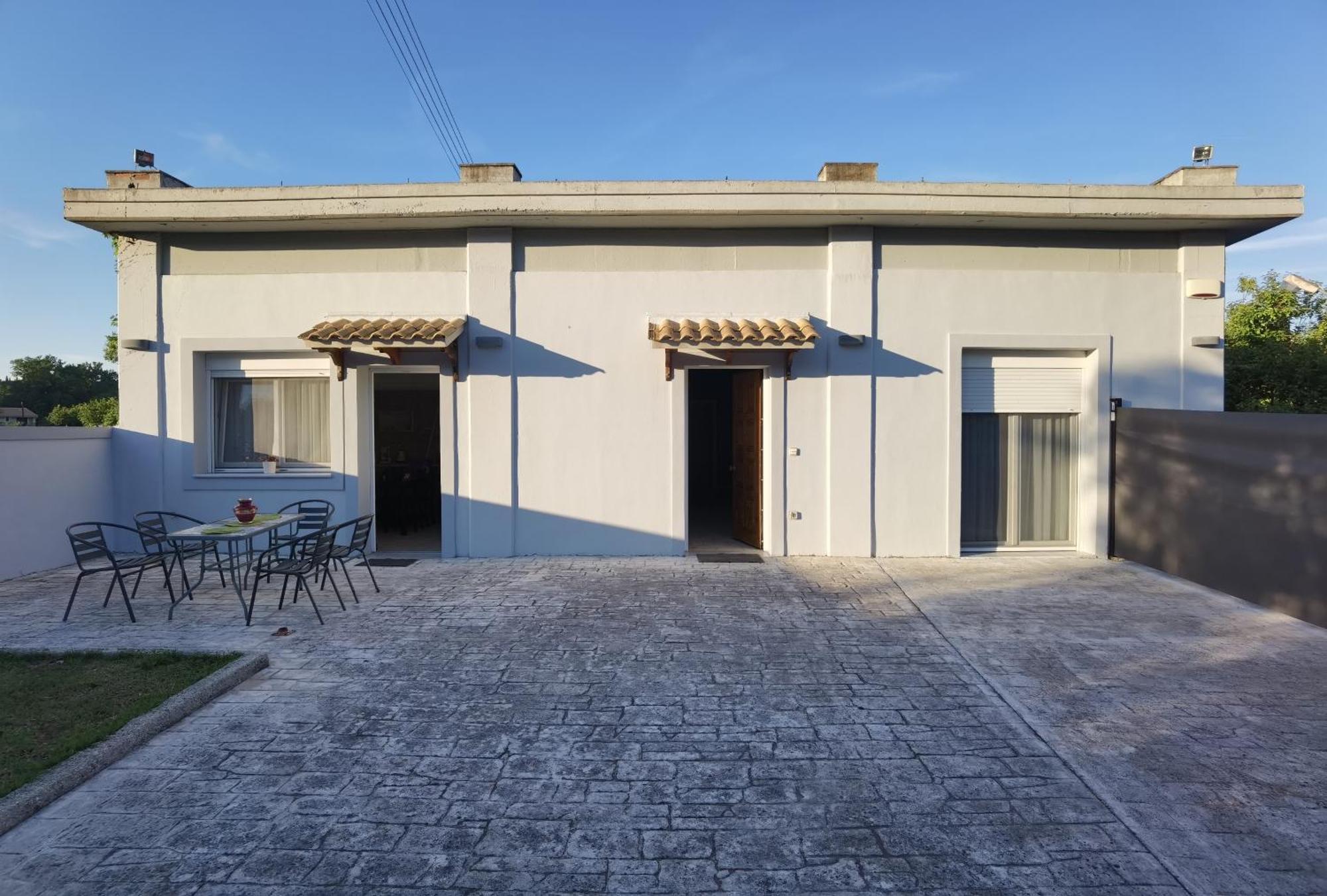 Villa Intemella Kompítsion エクステリア 写真