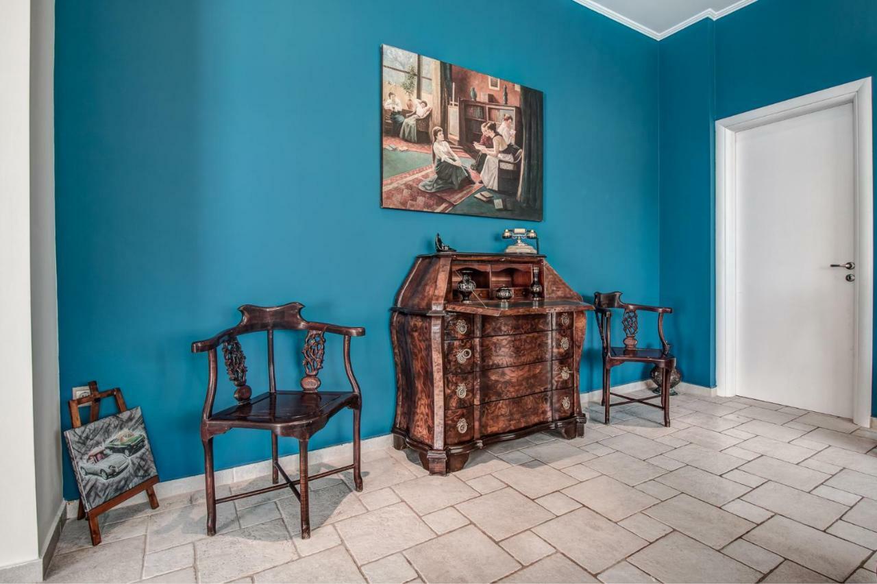 Villa Intemella Kompítsion エクステリア 写真